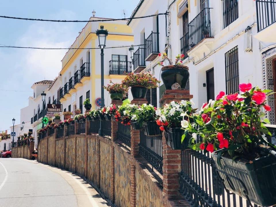 Apartamentos Cantarero Maro Nerja Zewnętrze zdjęcie